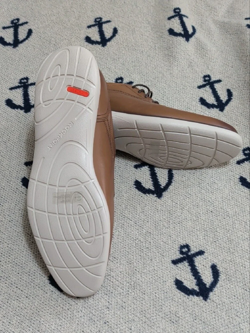 Rockport streamlined leather